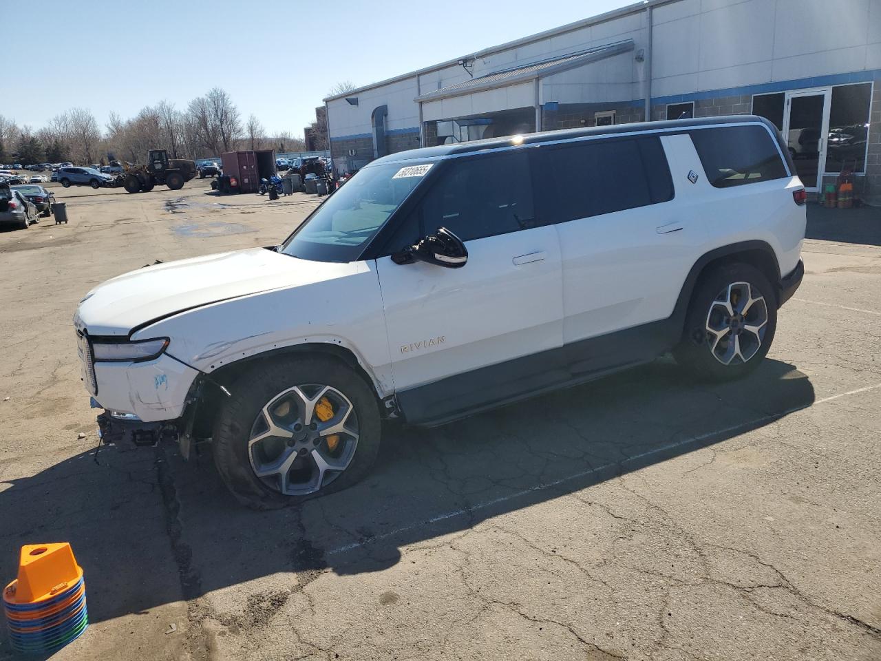 2023 Rivian R1S Adventure de vânzare în New Britain, CT - Front End