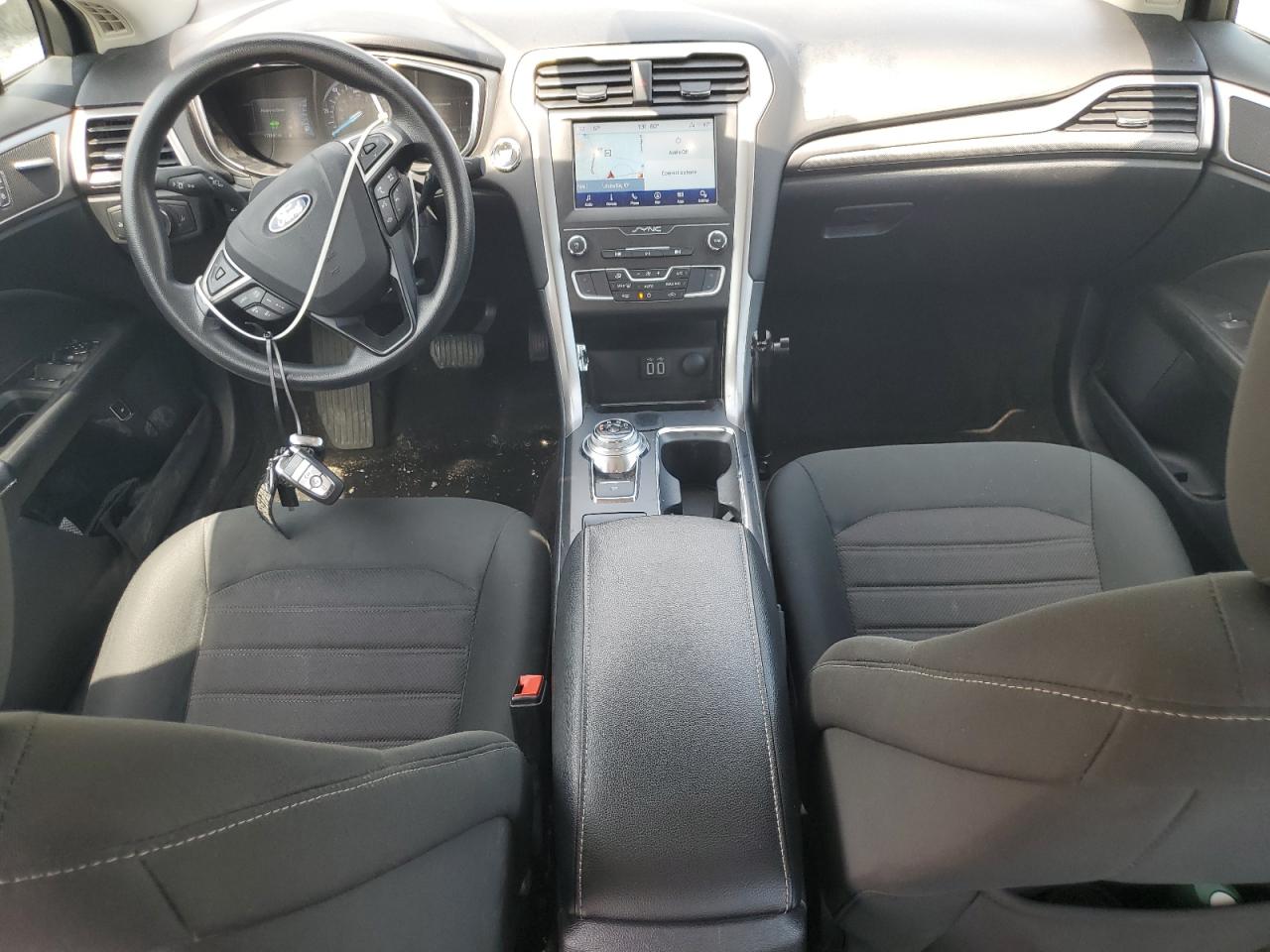 2020 Ford Fusion Se VIN: 3FA6P0LU2LR119084 Lot: 54031135