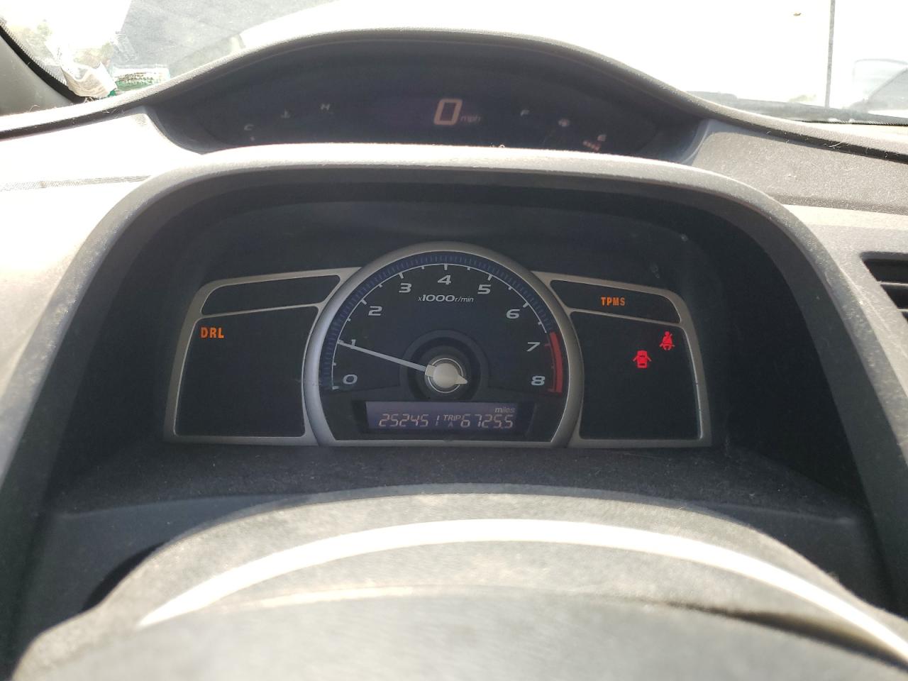 2009 Honda Civic Vp VIN: 1HGFA15309L011786 Lot: 52574835