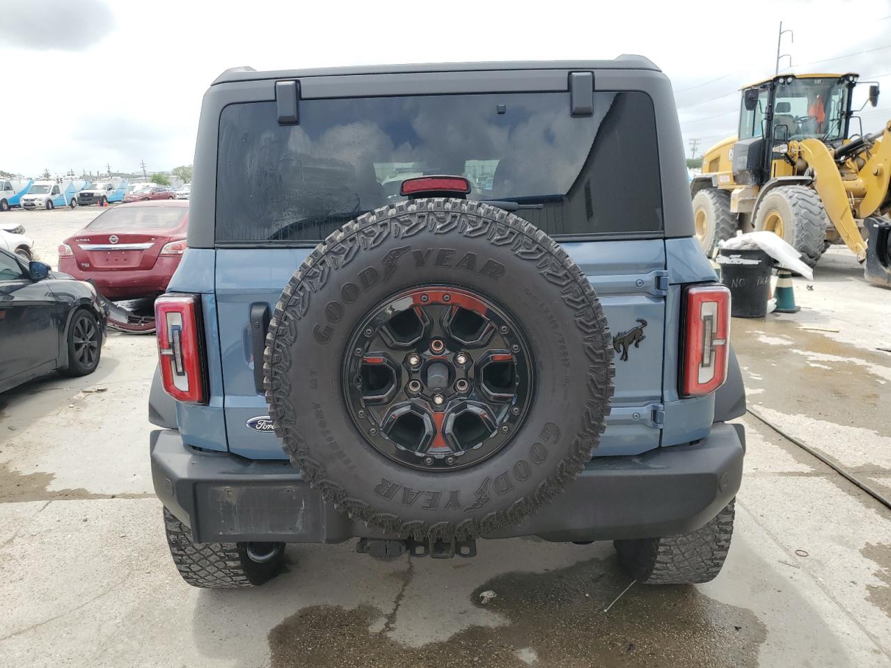 2023 Ford Bronco Base VIN: 1FMEE5DP7PLB44371 Lot: 49742375