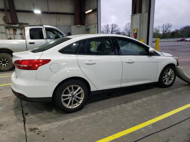 Седаны FORD FOCUS 2015 Белы