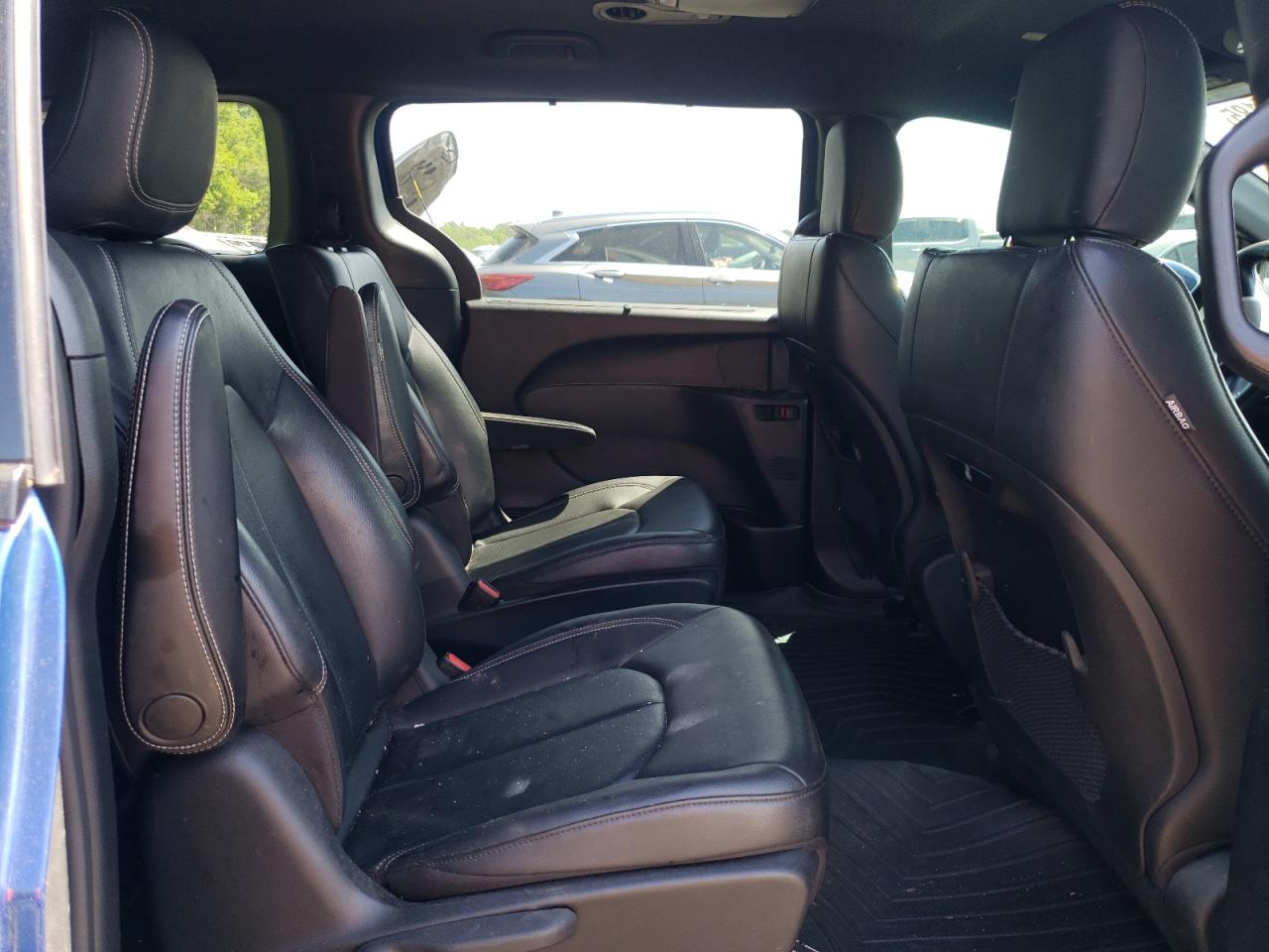 2020 Chrysler Pacifica Hybrid Touring L VIN: 2C4RC1L79LR288172 Lot: 52535185