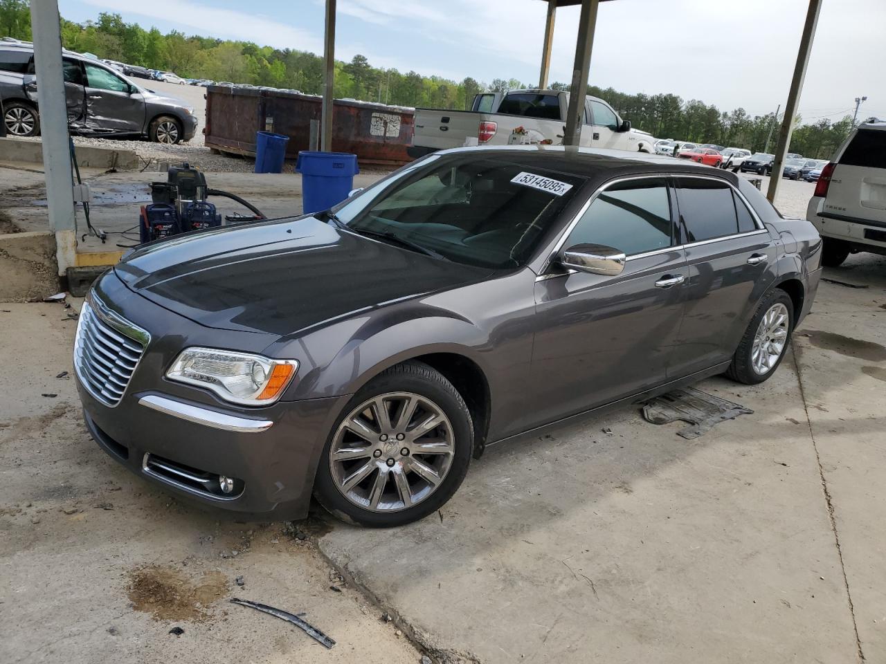 2013 Chrysler 300C for Sale in Hueytown, AL - Rear End