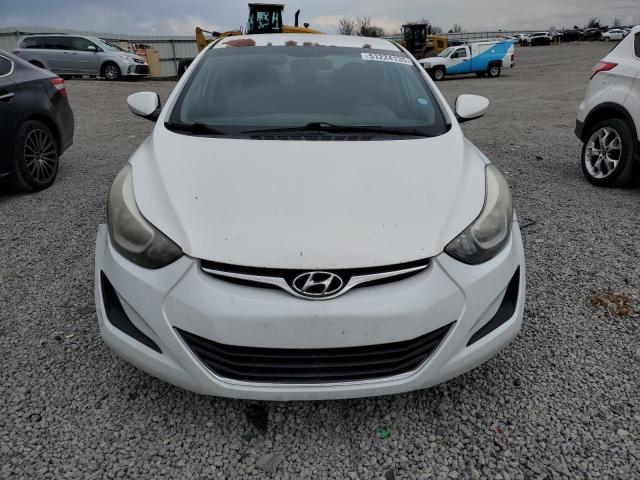  HYUNDAI ELANTRA 2015 Белый