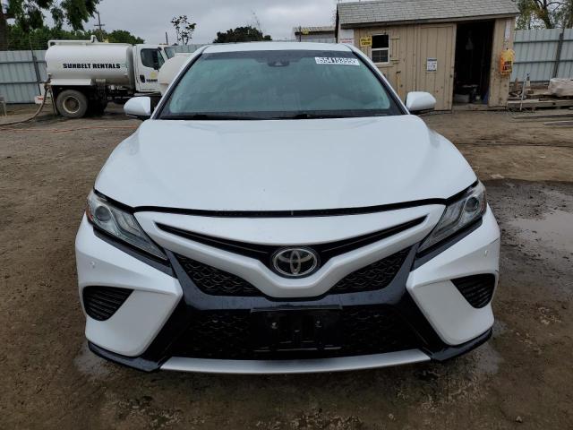  TOYOTA CAMRY 2018 White