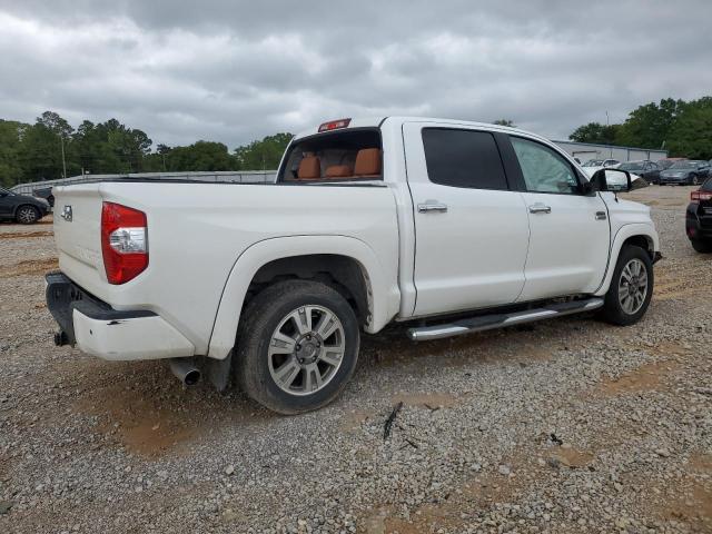 Пікапи TOYOTA TUNDRA 2016 Білий