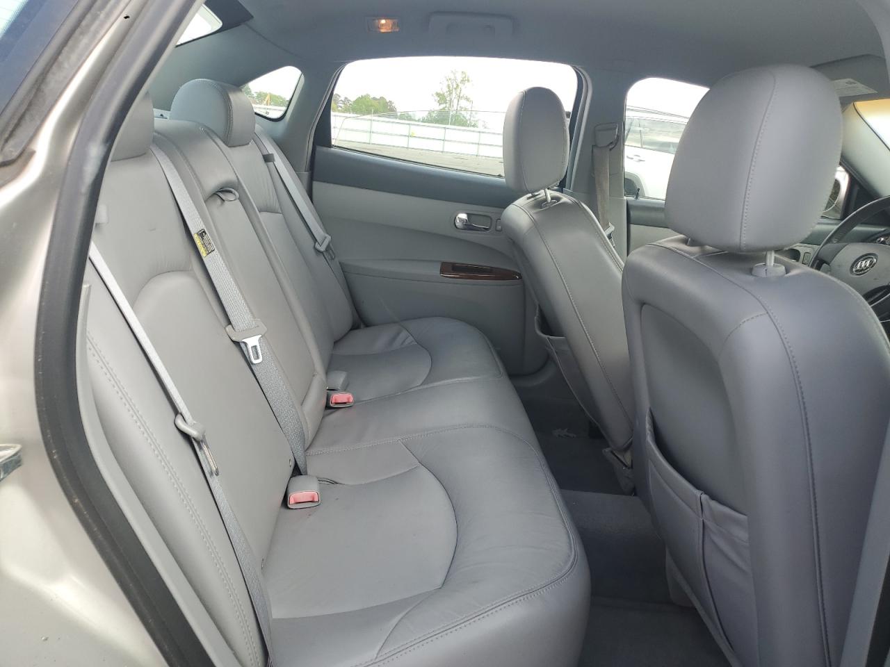 2006 Buick Lacrosse Cxl VIN: 2G4WD582261275203 Lot: 52738365