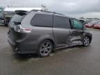 2017 Toyota Sienna Se იყიდება Sacramento-ში, CA - Side