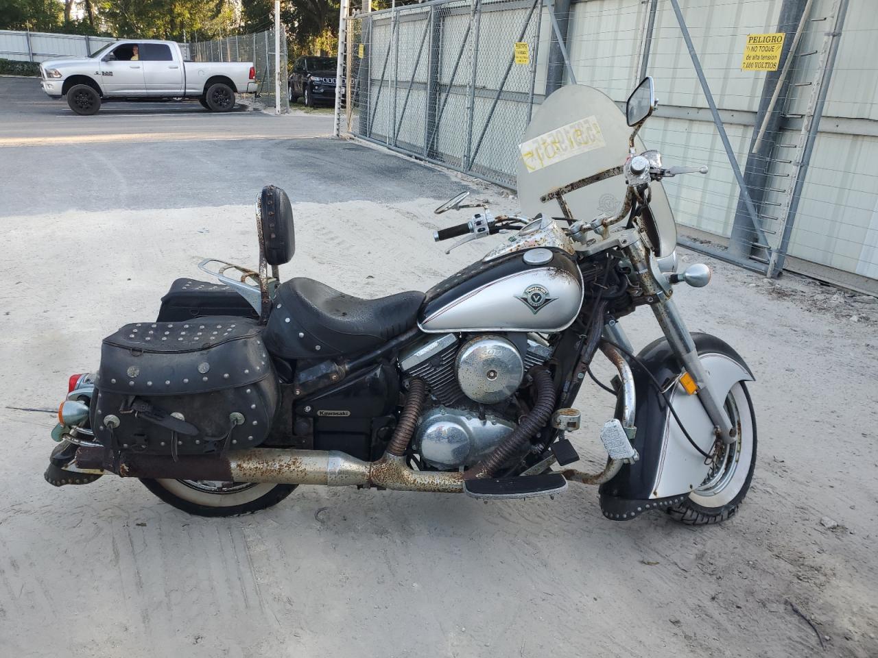 Ocala, FL에서 판매 중인 2005 Kawasaki Vn800 E - Water/Flood