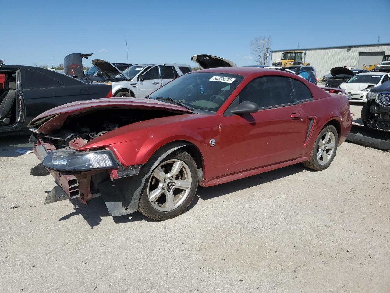 2004 Ford Mustang للبيع في Kansas City، KS - Front End