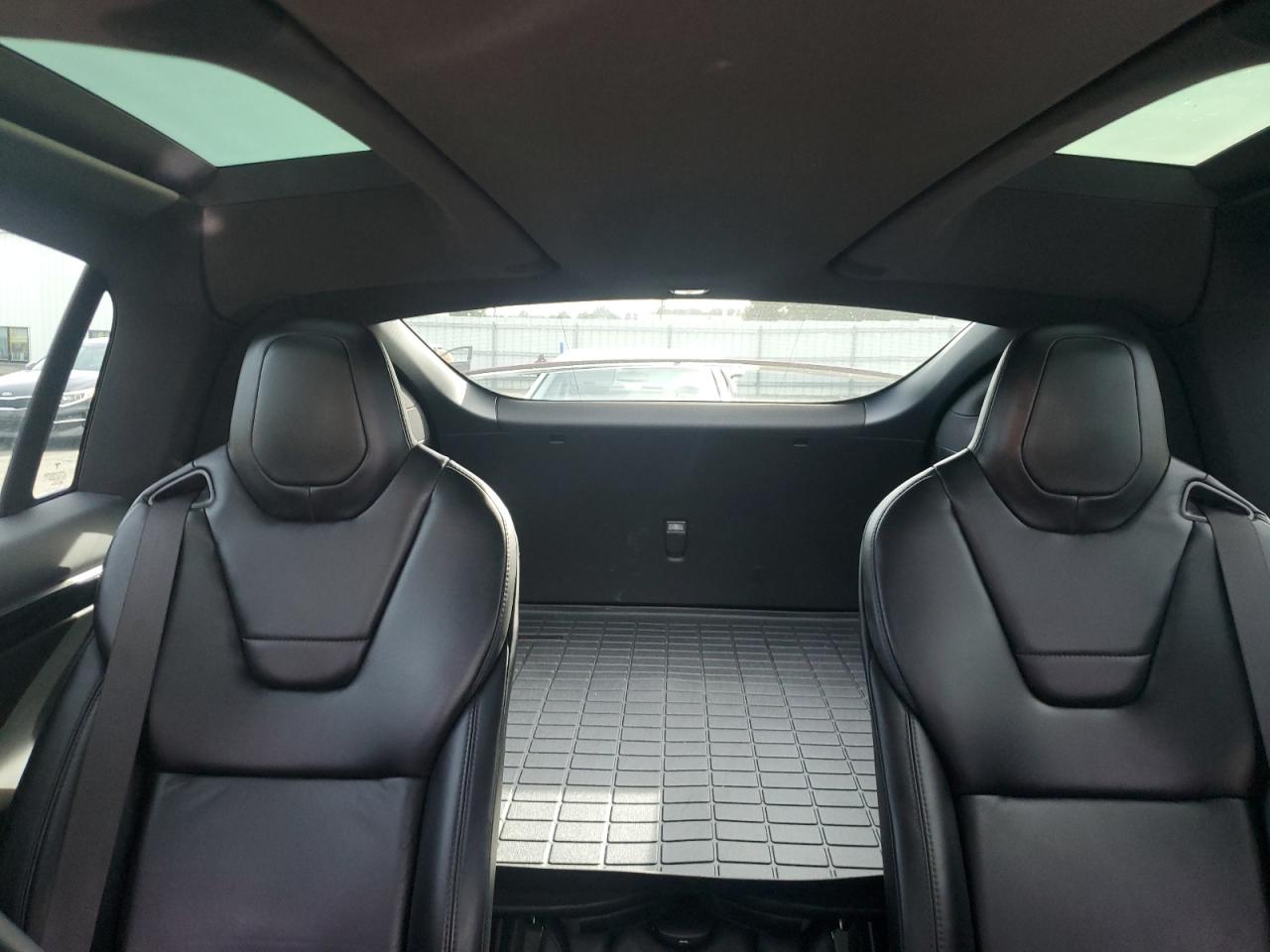 2017 Tesla Model X VIN: 5YJXCBE24HF018414 Lot: 52233535