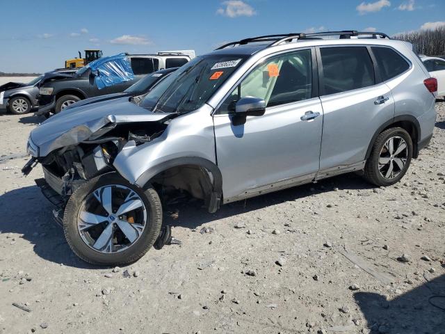 SUBARU FORESTER 2019 Сріблястий