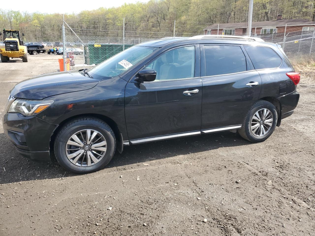 Baltimore, MD에서 판매 중인 2017 Nissan Pathfinder S - Minor Dent/Scratches