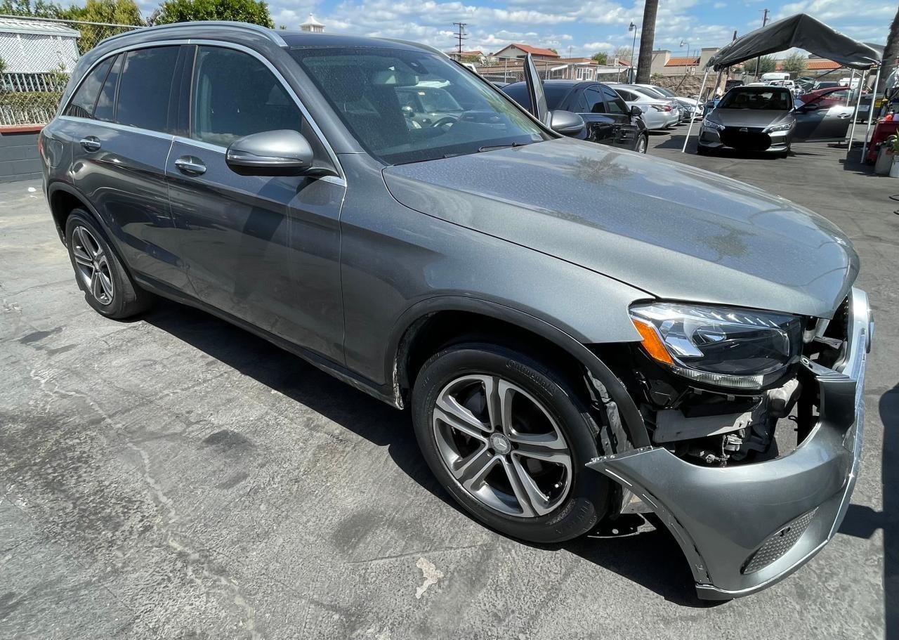 2016 Mercedes-Benz Glc 300 იყიდება Rancho Cucamonga-ში, CA - Front End