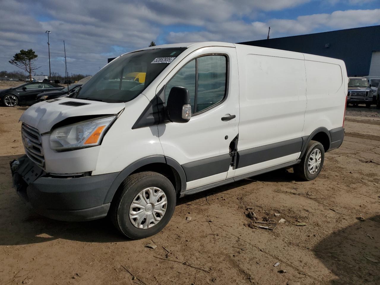 2015 Ford Transit T-250 იყიდება Woodhaven-ში, MI - Front End