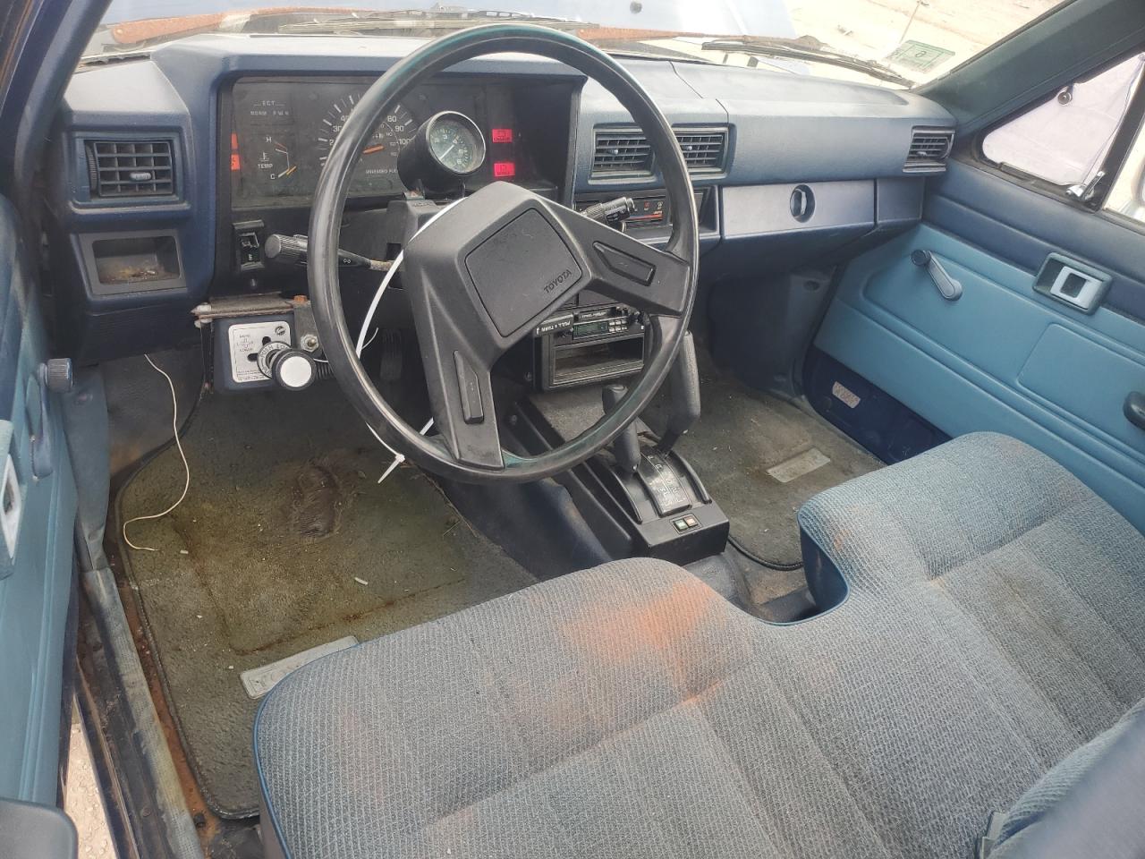 1986 Toyota Pickup Xtracab Rn67 Dlx VIN: JT4RN67P5G5035418 Lot: 54094055
