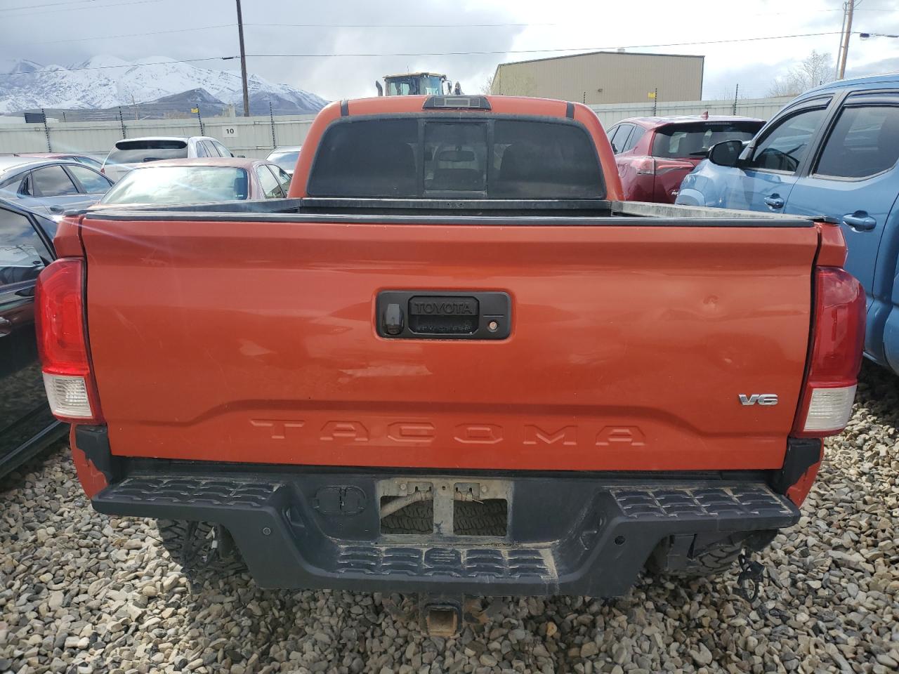 2016 Toyota Tacoma - Image 6