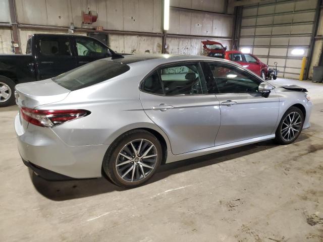  TOYOTA CAMRY 2023 Серебристый