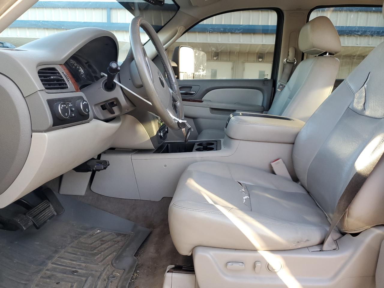 2012 GMC Yukon Xl K1500 Slt VIN: 1GKS2KE72CR219552 Lot: 52360425