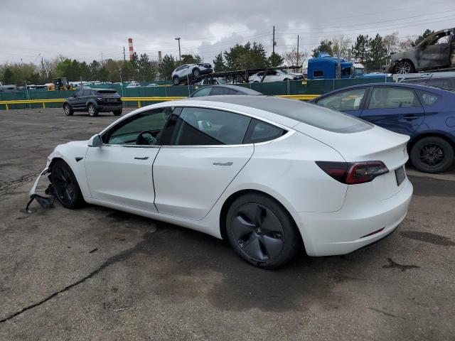  TESLA MODEL 3 2020 Белы