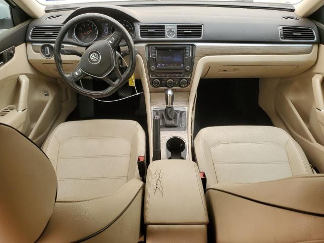 Sedans VOLKSWAGEN PASSAT 2016 Biały