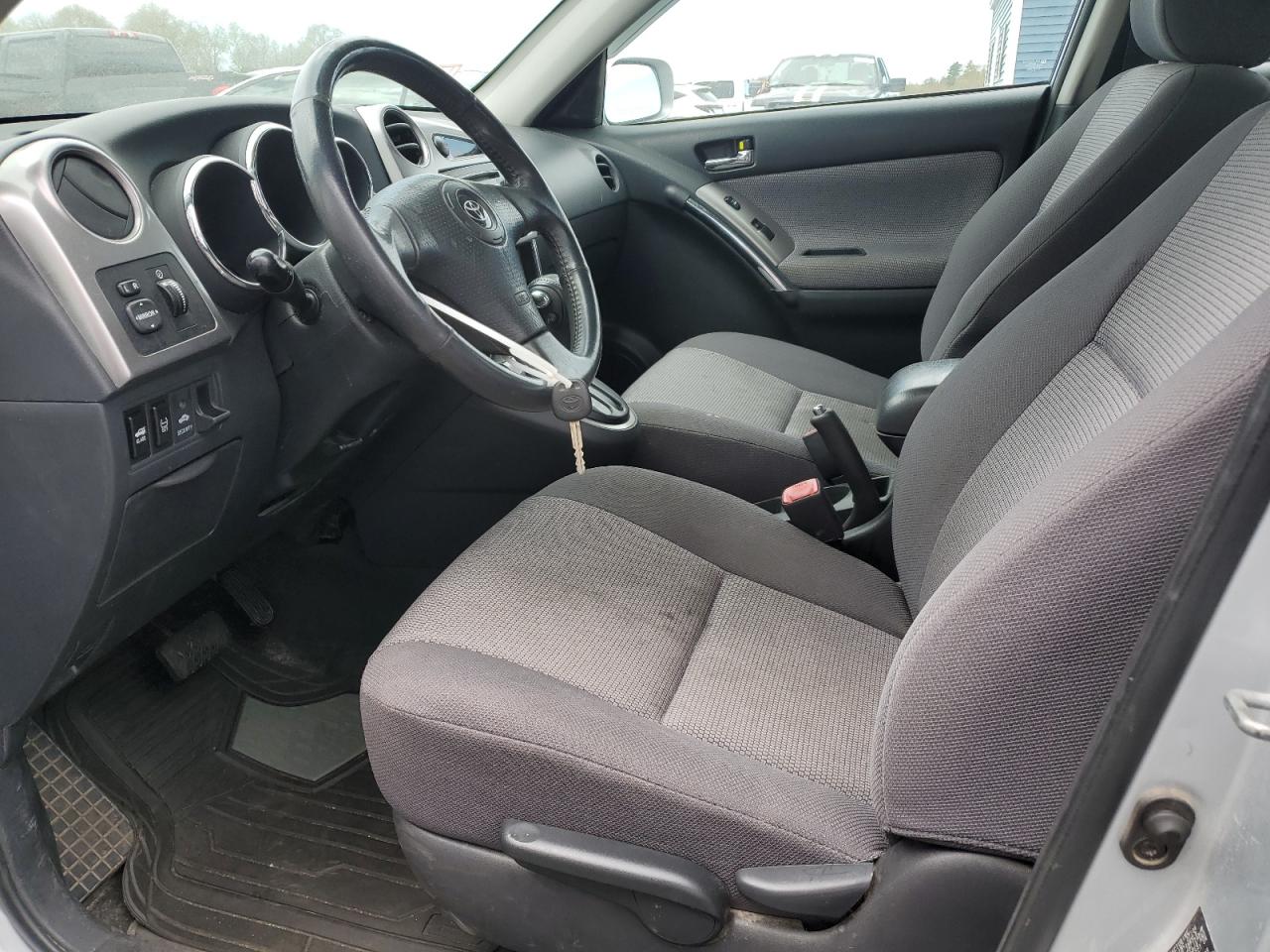 2006 Toyota Corolla Matrix Base VIN: 2T1LR32E76C563543 Lot: 55247675