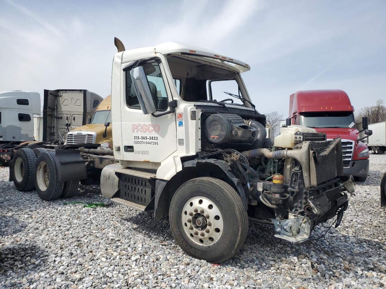 2013 Volvo Vnl Semi Truck en Venta en York Haven, PA - All Over