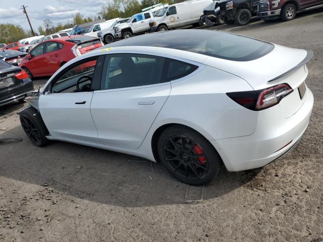  TESLA MODEL 3 2019 Белы