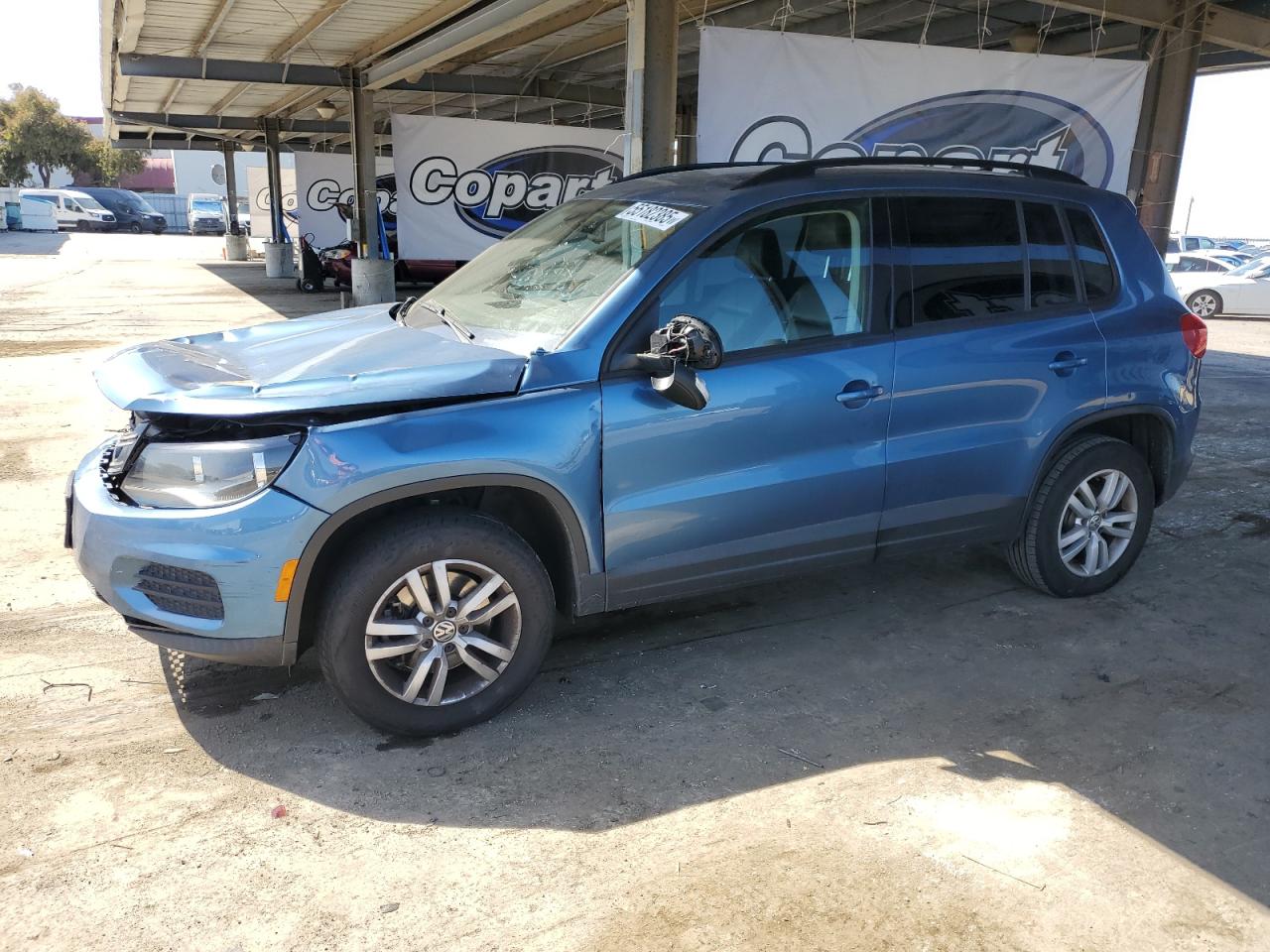 2017 Volkswagen Tiguan S продається в Hayward, CA - Mechanical