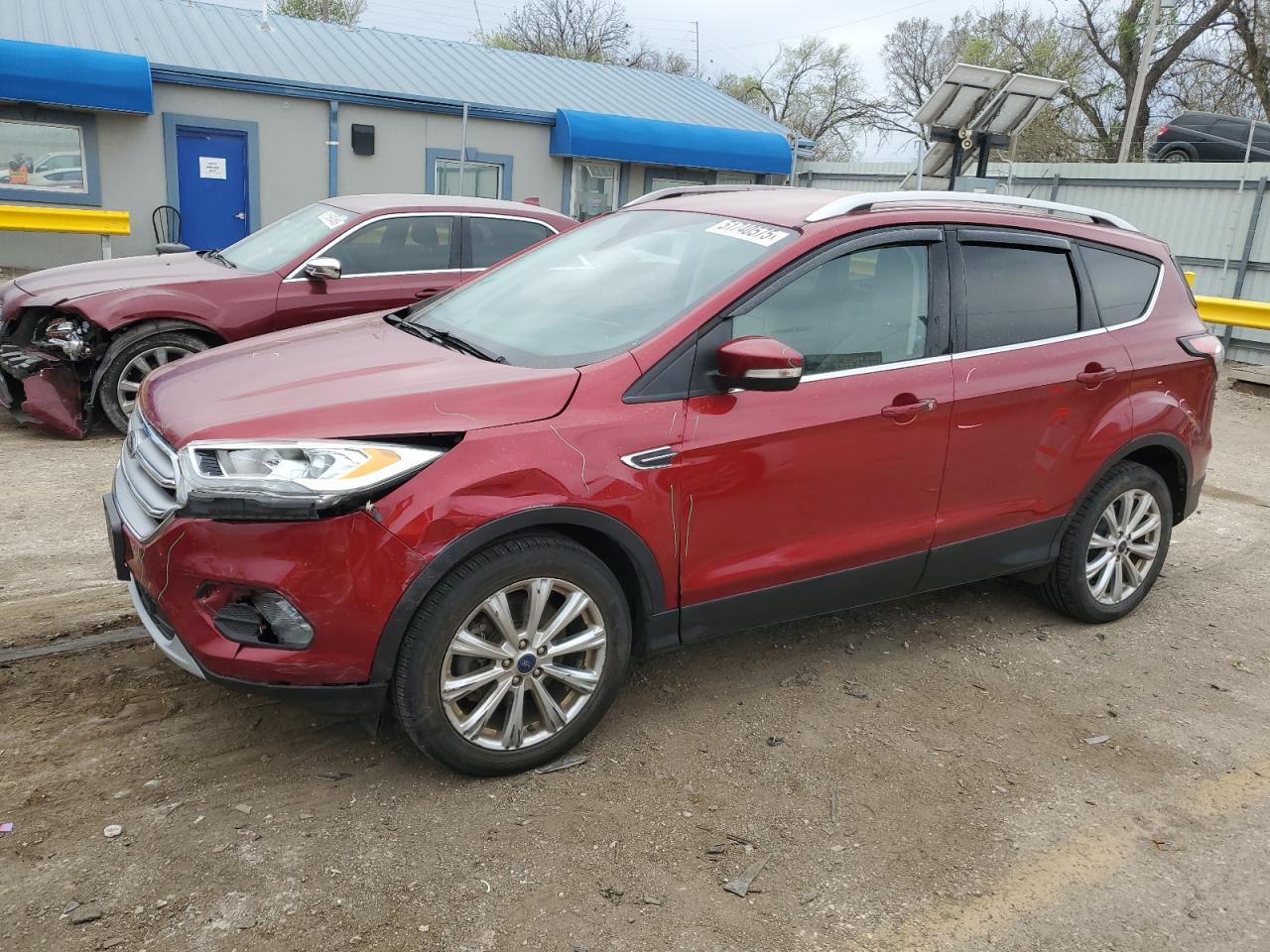 2017 Ford Escape Titanium продається в Wichita, KS - Front End