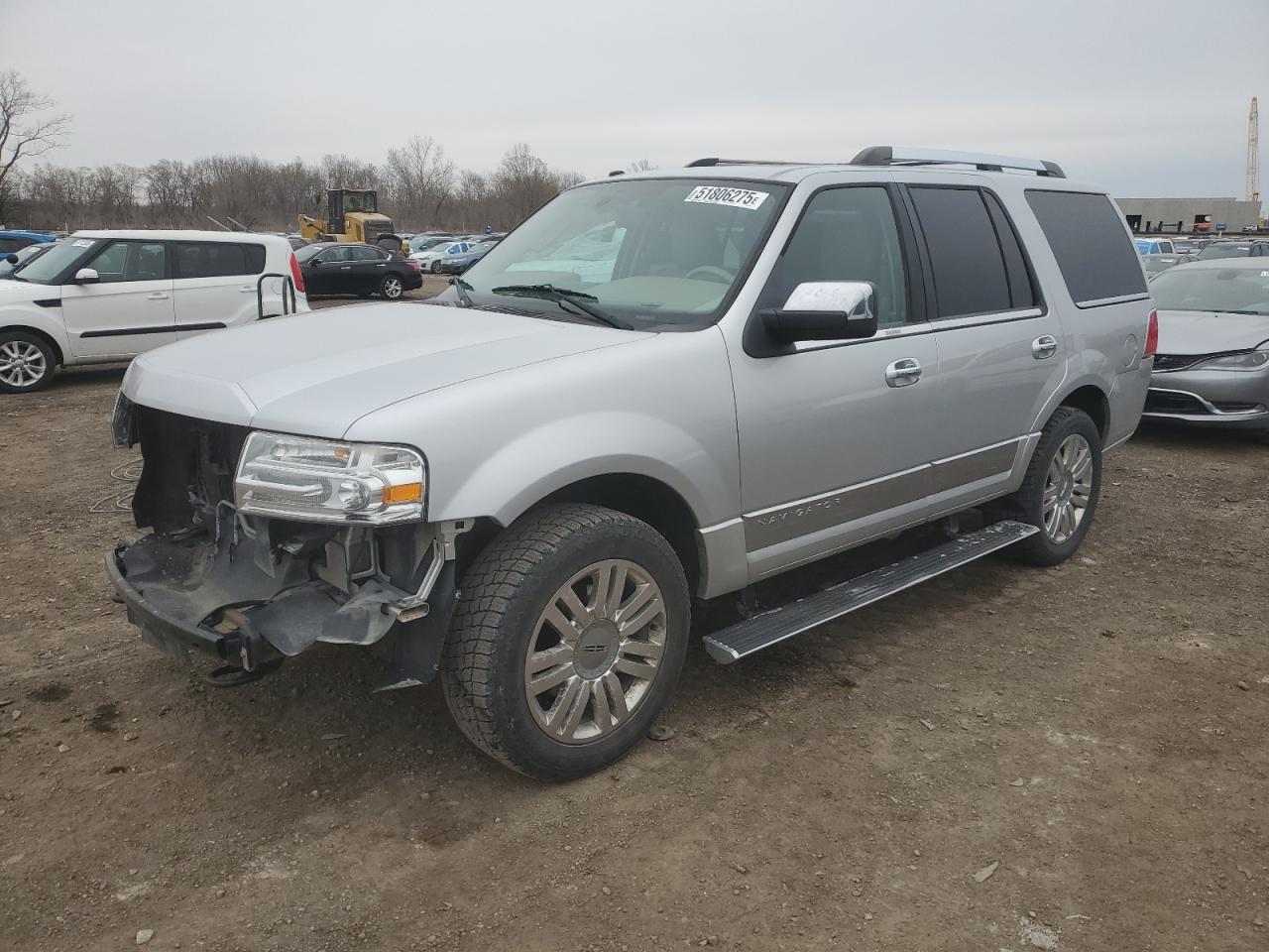 2012 Lincoln Navigator продається в Des Moines, IA - Front End