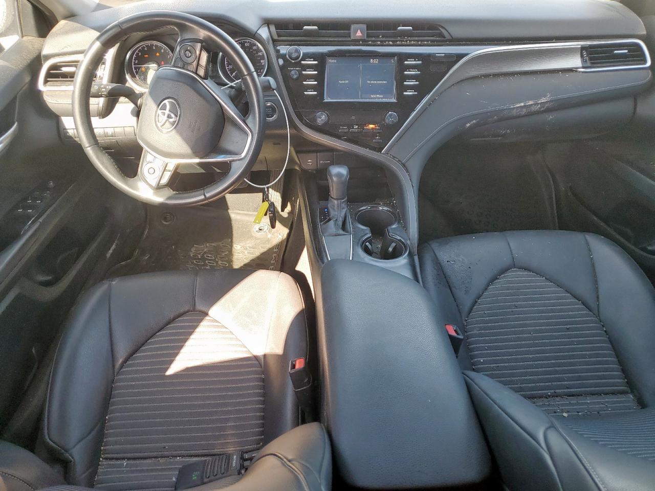 4T1B11HK5JU563987 2018 Toyota Camry L