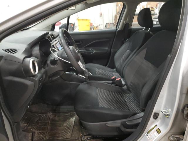  NISSAN VERSA 2020 Сріблястий