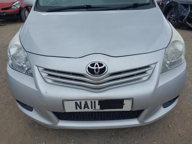 2011 TOYOTA VERSO T2 D