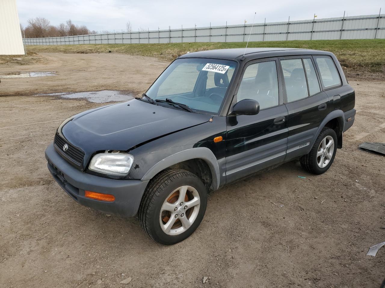 1997 Toyota Rav4 იყიდება Portland-ში, MI - Vandalism