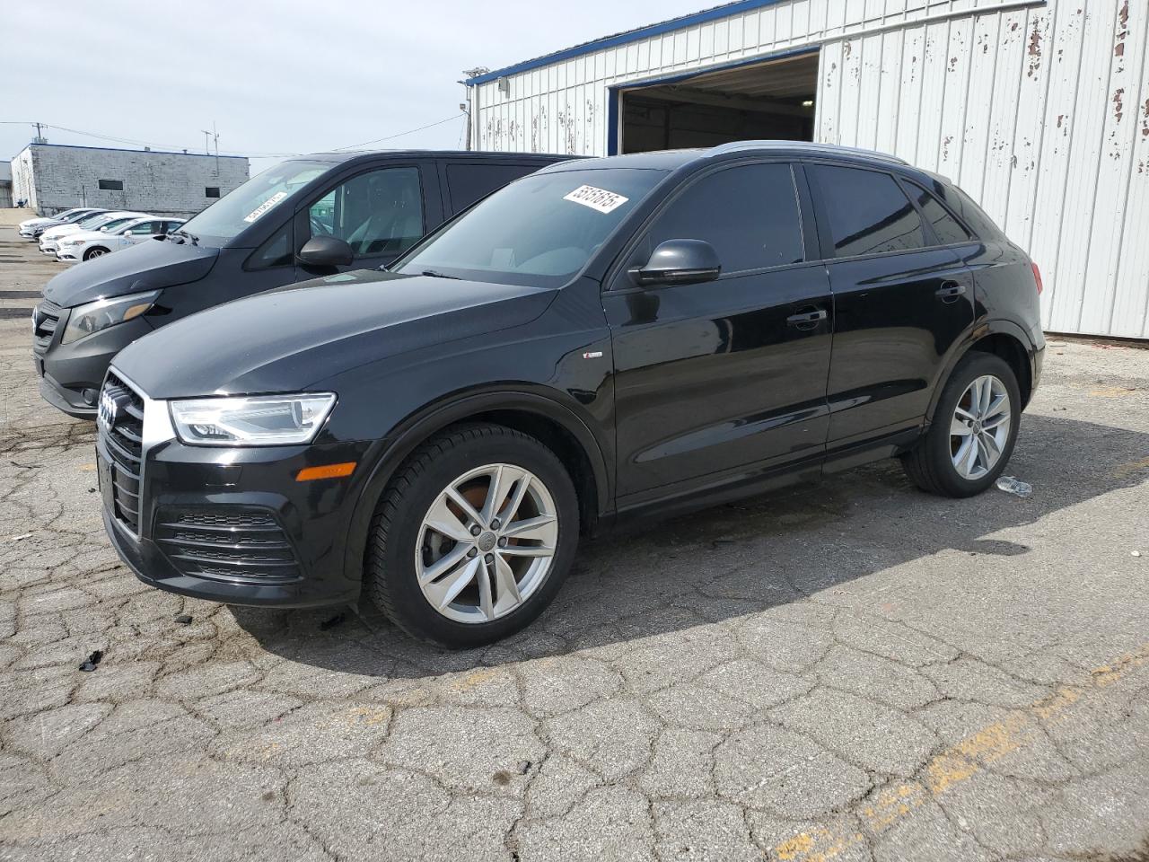 2018 Audi Q3 Premium იყიდება Chicago Heights-ში, IL - Mechanical