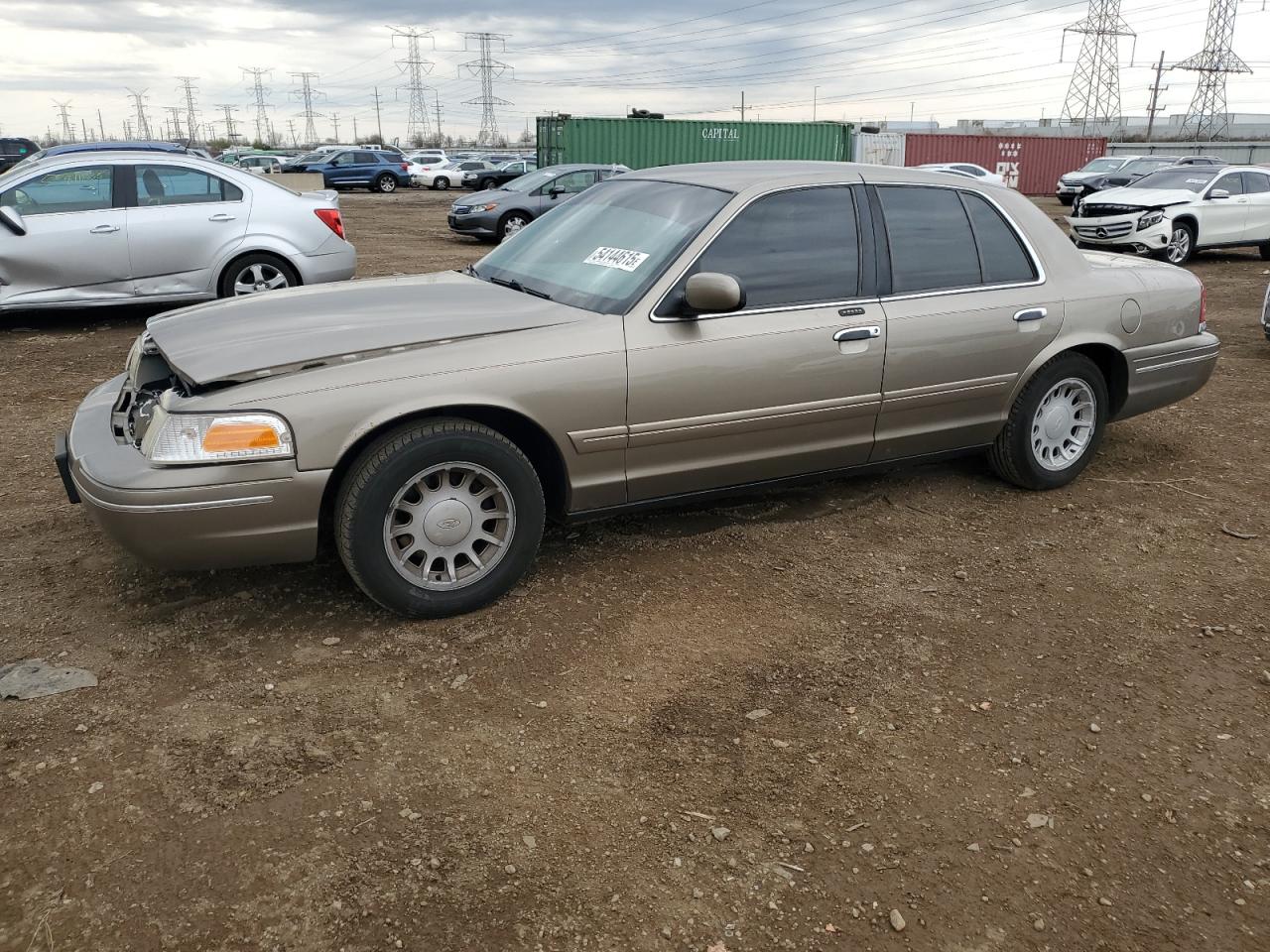 2002 Ford Crown Victoria Lx на продаже в Elgin, IL - Front End