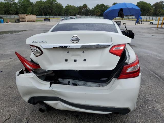  NISSAN ALTIMA 2016 Biały