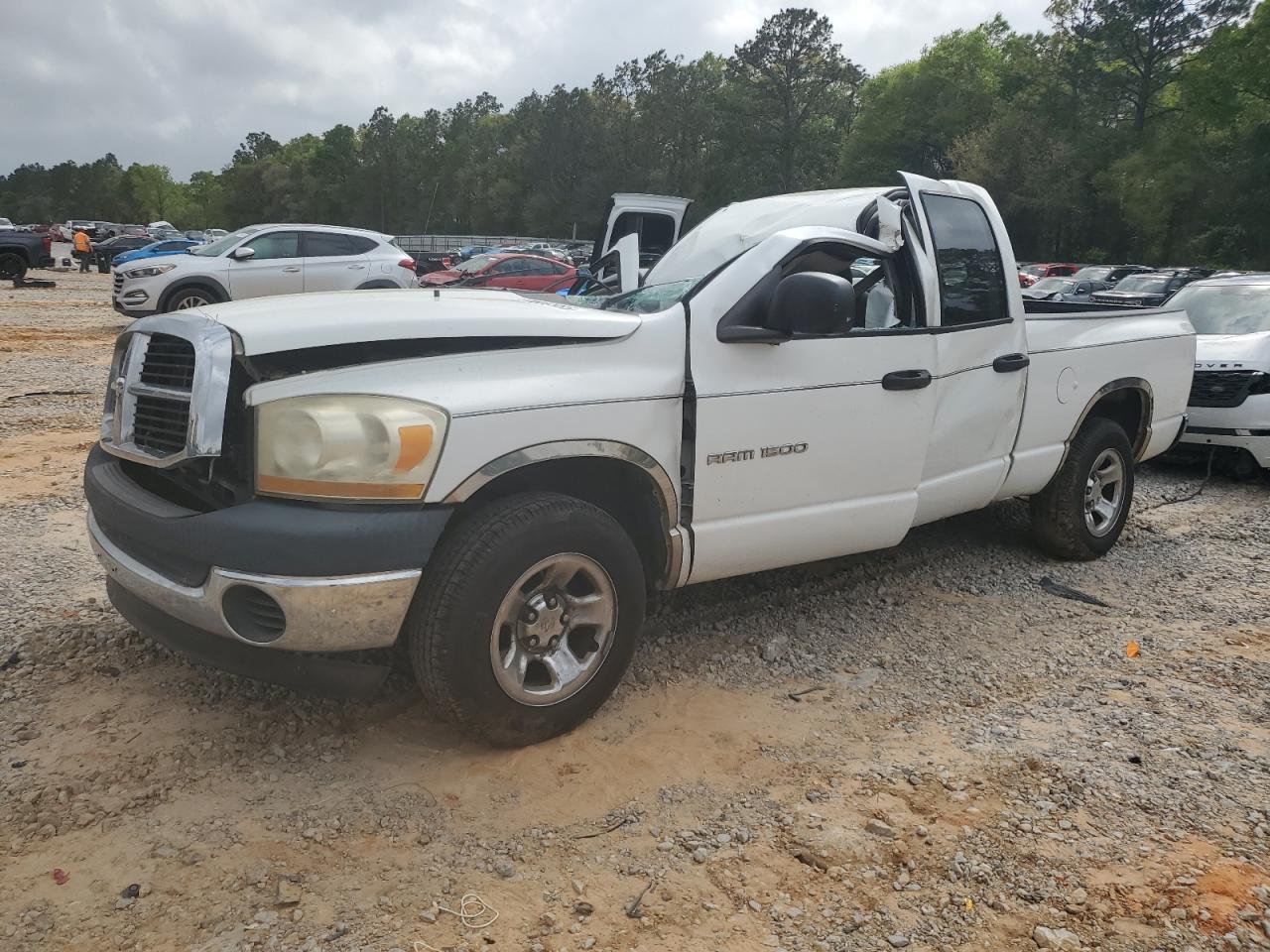 2006 Dodge Ram 1500 St zu verkaufen in Eight Mile, AL - Top/Roof