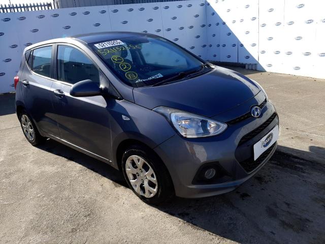 2016 HYUNDAI I10 SE