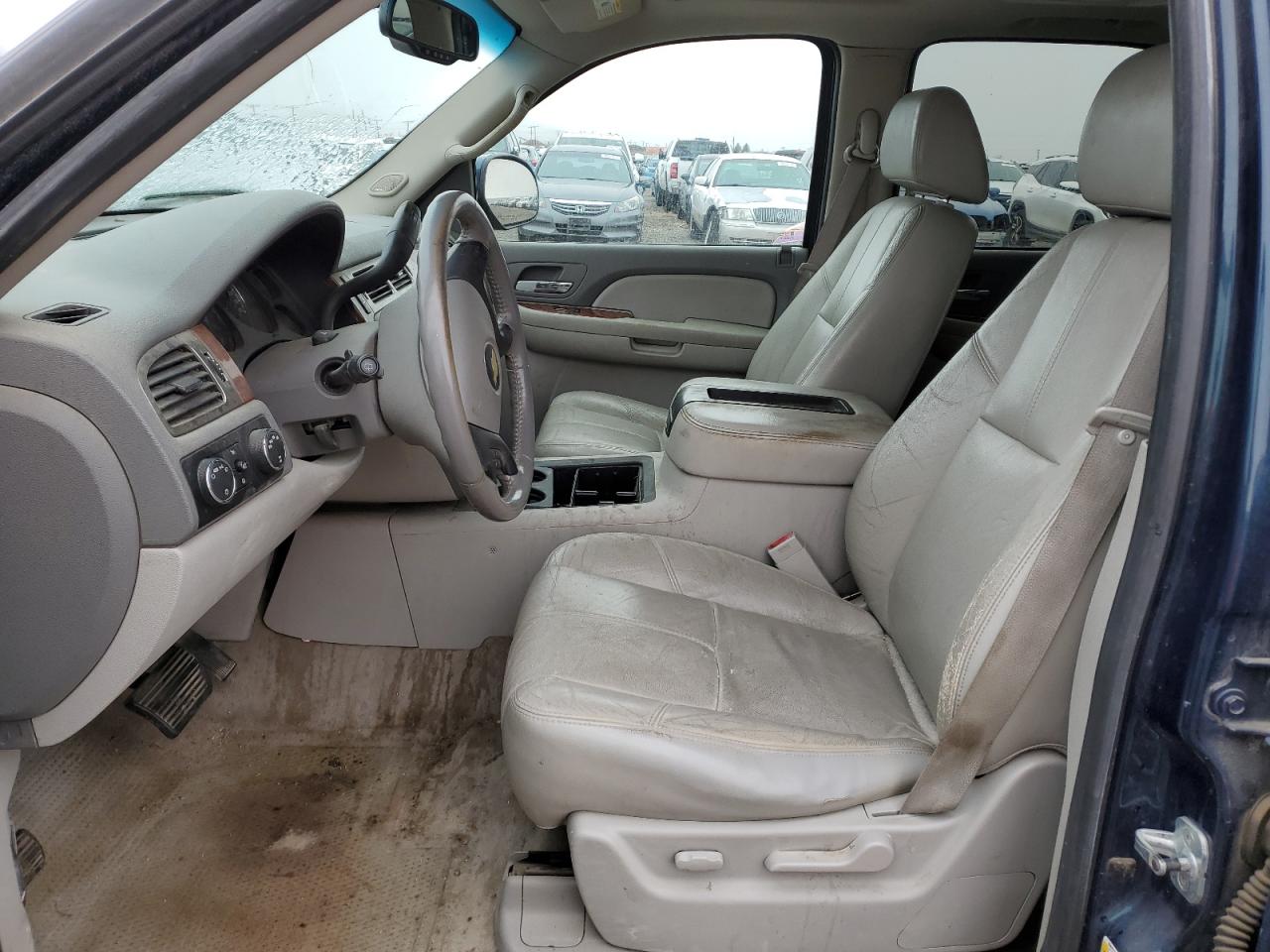 2007 Chevrolet Tahoe K1500 VIN: 1GNFK13097J142364 Lot: 50848025