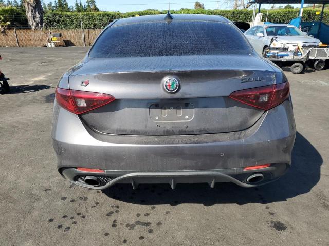  ALFA ROMEO GIULIA 2021 Сірий
