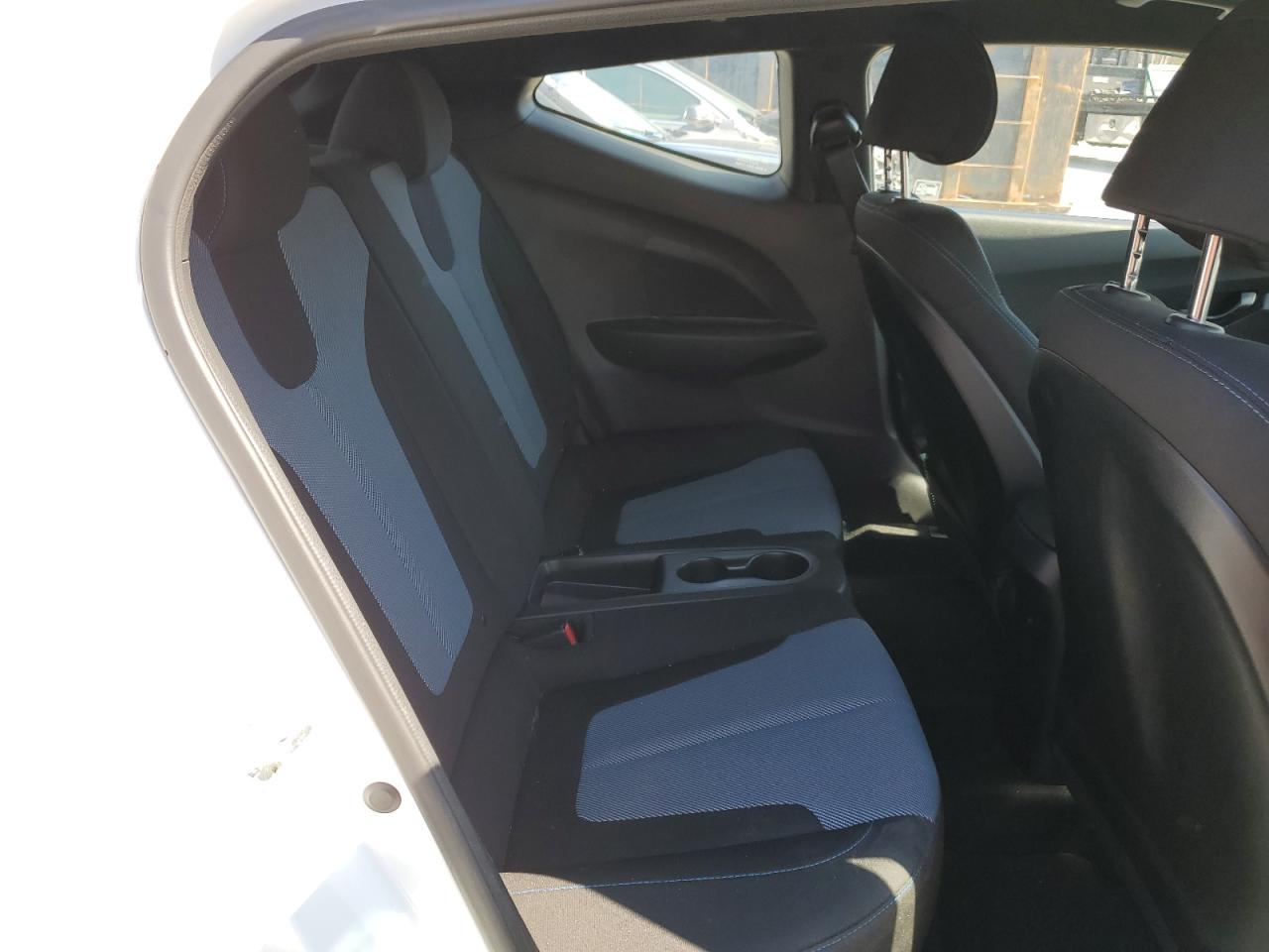 2020 Hyundai Veloster Base VIN: KMHTG6AF7LU027994 Lot: 52065775