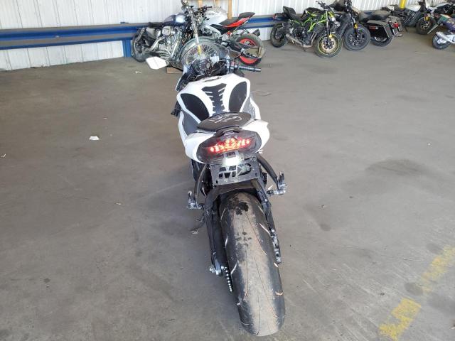  KAWASAKI NINJA 900 2021 Белый