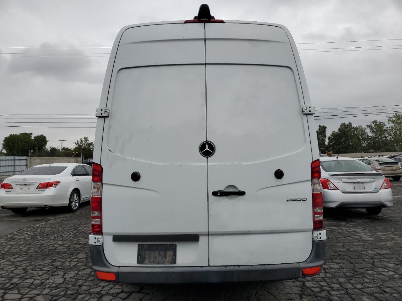 2018 Mercedes-Benz Sprinter 2500 VIN: WD3PE8CD4JP594530 Lot: 53686965