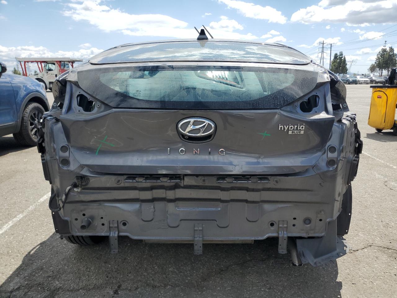 2018 Hyundai Ioniq Blue VIN: KMHC65LC6JU103878 Lot: 50907755