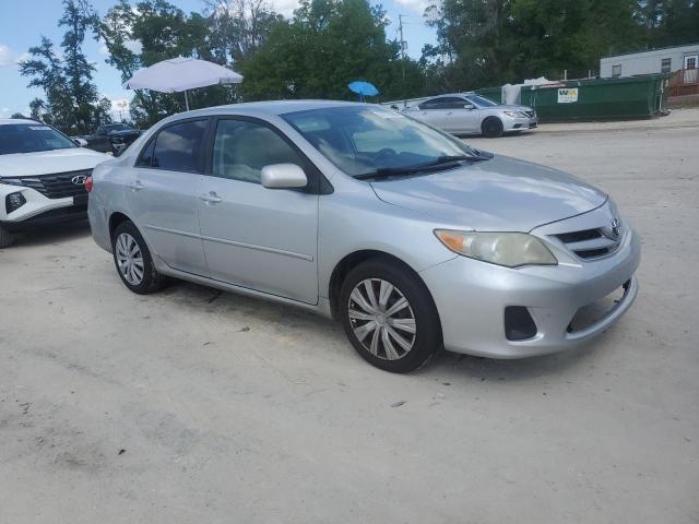 Седаны TOYOTA COROLLA 2012 Серебристый