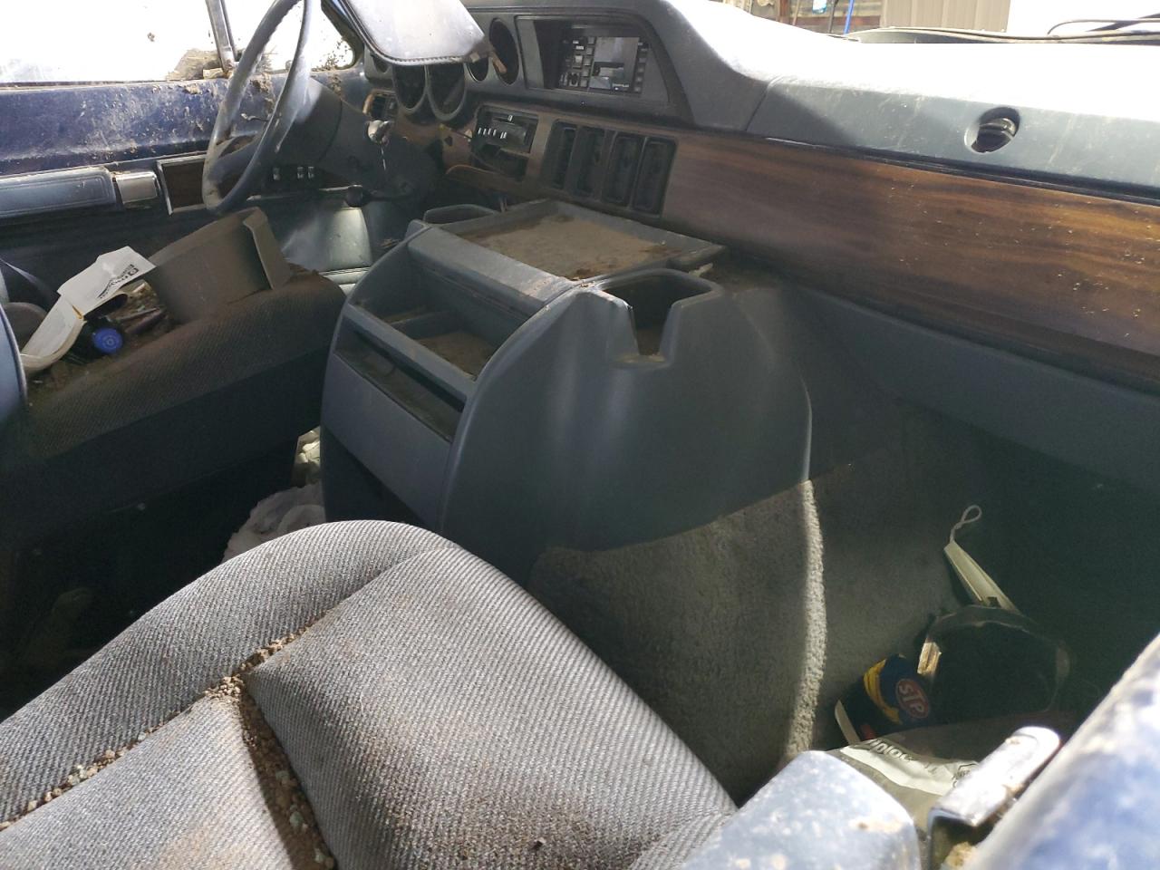 DODGE B SERIES 1990 2B7KB31Z5LK765354 Photo 9