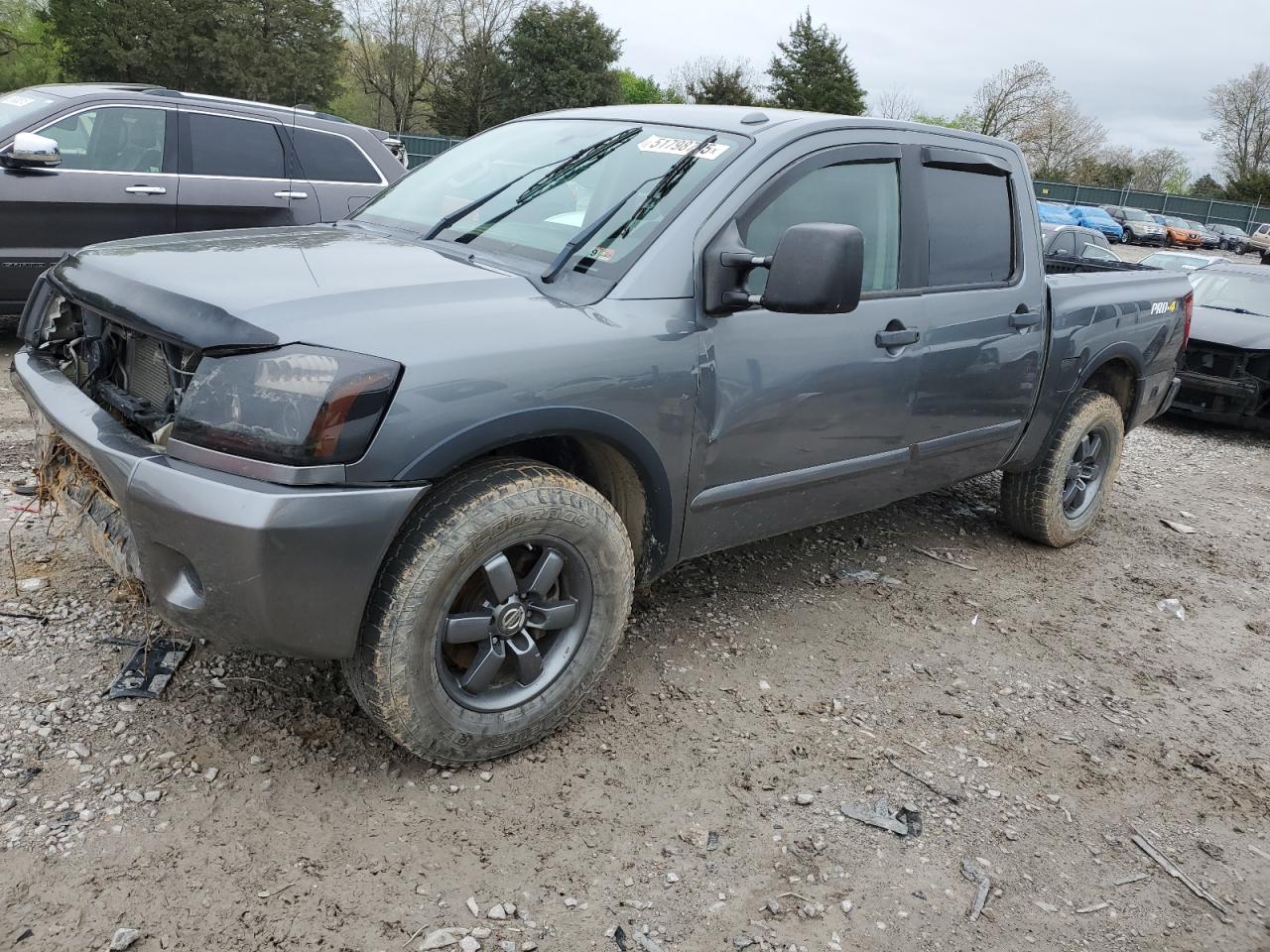 2014 Nissan Titan S for Sale in Madisonville, TN - Front End