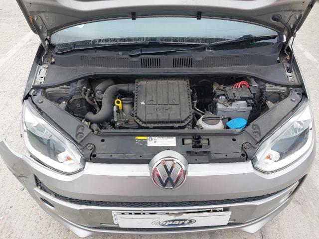 2014 VOLKSWAGEN GROOVE UP